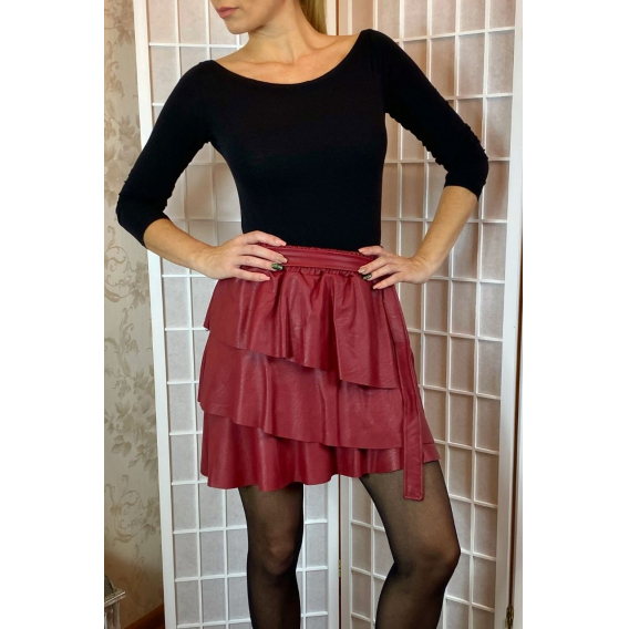 Obrázok pre Koženková mini sukňa  s volánmi / bodová